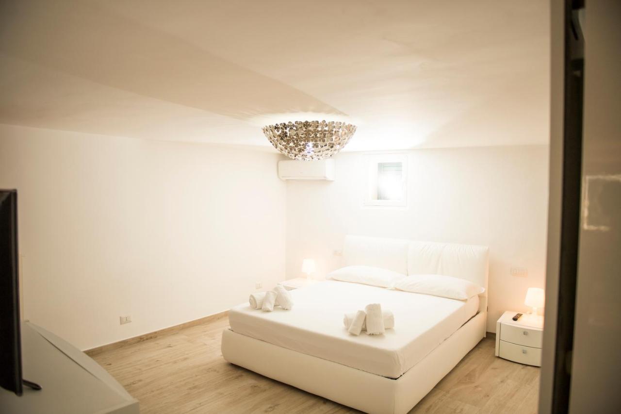 Palazzo Absolem Luxury Apartment Monopoli Exterior photo